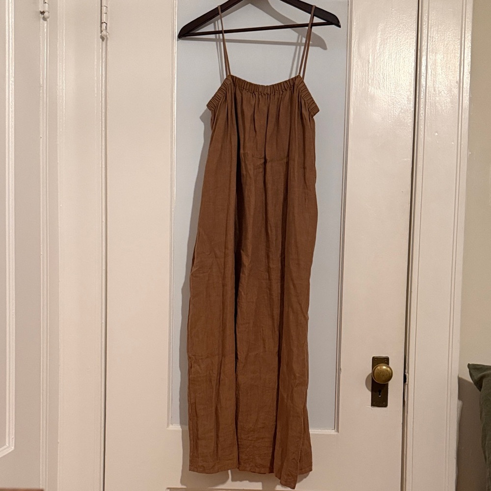 Filosofia Leah Dress in Wheat - size medium - Picture 11 of 12